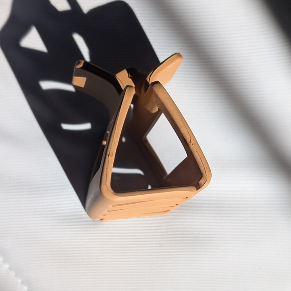 Tan Hair Claw Clip - Picture 8 of 9